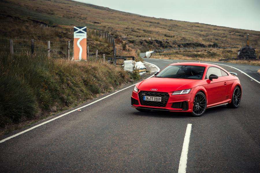  Audi TTS Competition Coupe (8S) 2018 года  (WW) (фото 4 из 40)